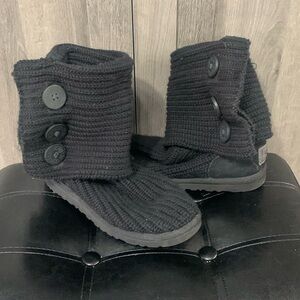 Ugg Australia Black Crocheted Knot 3 Button Cuff Boots Woman's Uggs Size 6